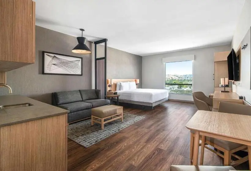 身障者適用キングサイズベッドルーム, Hyatt Place Newark Silicon Valley