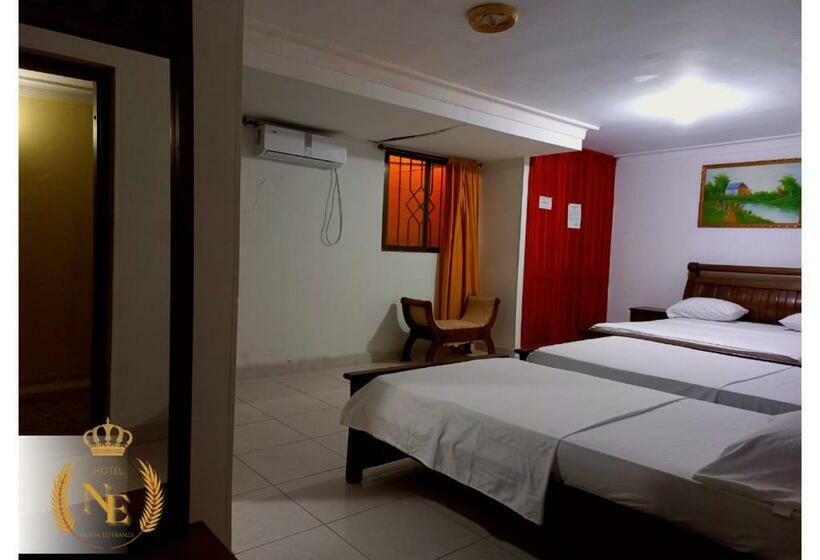 四人标准间, Nueva Esperanza