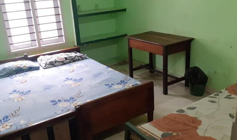 스탠다드 트리플 룸, Jeena Motel