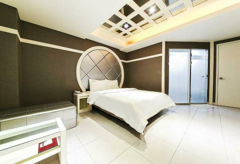 Номер Deluxe, Bundang Regency