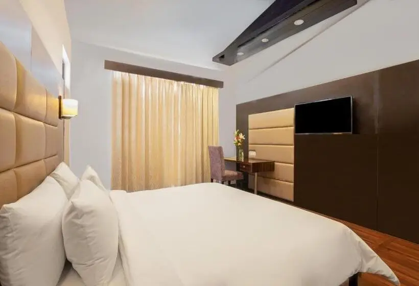 プールビューのクラシックルーム, Country Inn Goa Varca Beach   2 Minutes Walk To The Beach