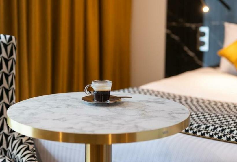 Номер Deluxe с Балконом, Hôtel D Angleterre Rouen Centre Gare