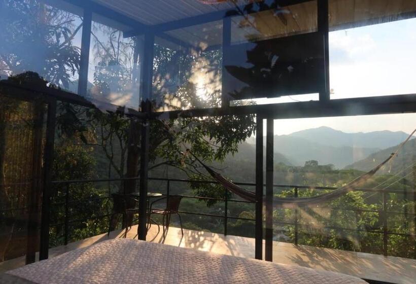 Хижина, Duck House Hostel / La Vega