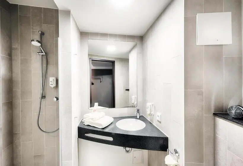 スタンダードトリプルルーム, B&b Hotel Bochum City