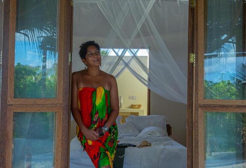 بانگلوی استاندارد, Afriican Village Zanzibar