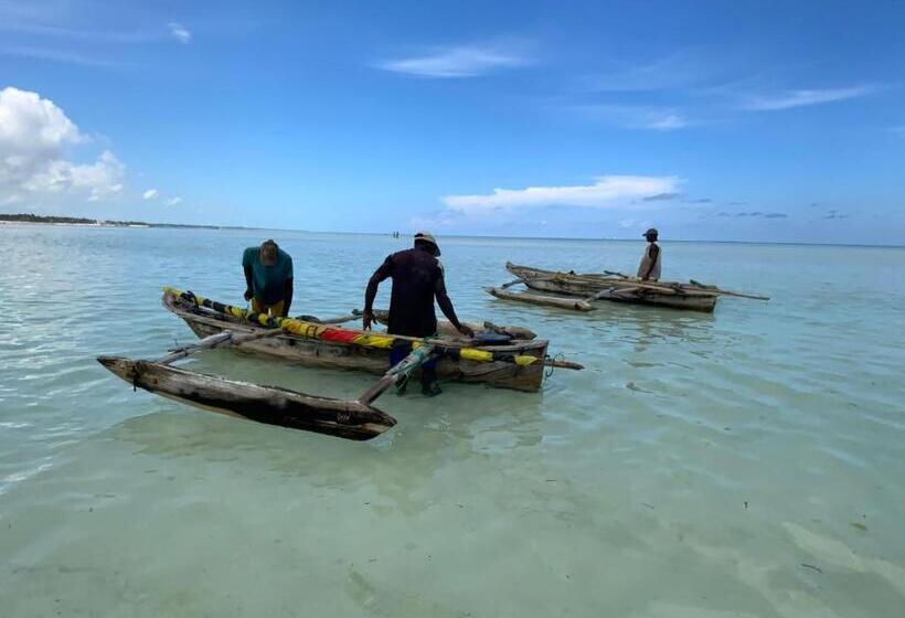스탠다드 방갈로, Afriican Village Zanzibar