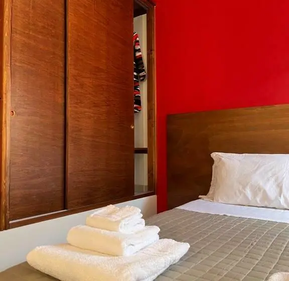 デラックスルーム, B&b Noveunonovequattro