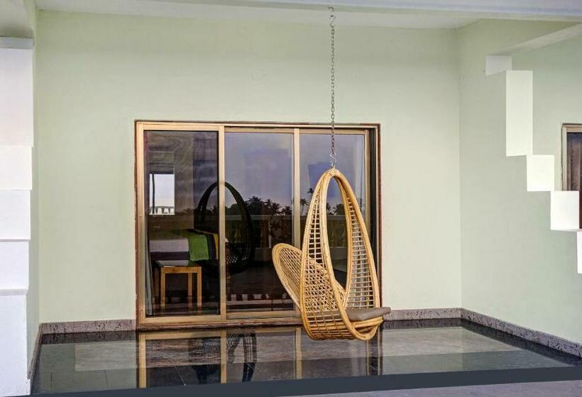 غرفة قياسية سرير كينج, Sparv Aulakhs Resort