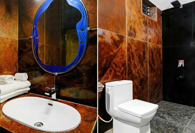 غرفة قياسية سرير كينج, Sparv Aulakhs Resort