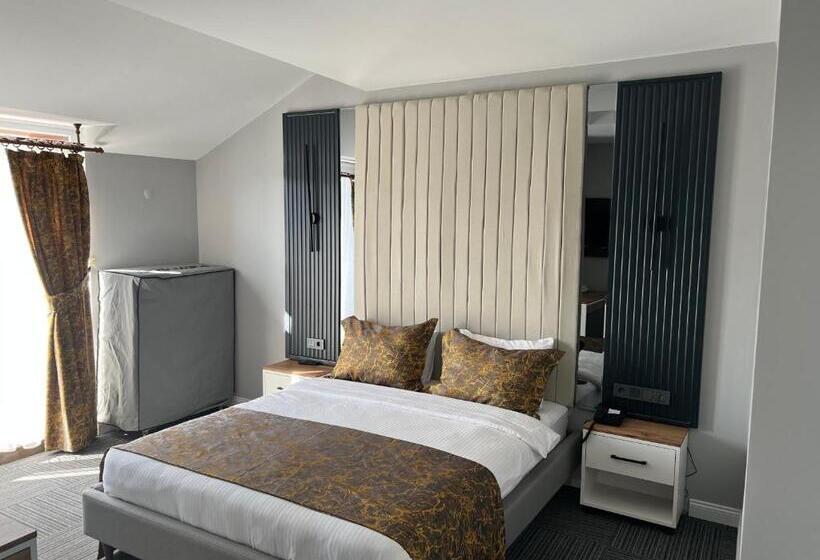 اتاق استاندارد با تخت بزرگ, çepnis