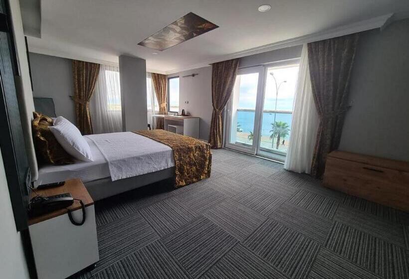 اتاق استاندارد با چشم‌انداز دریا, çepnis