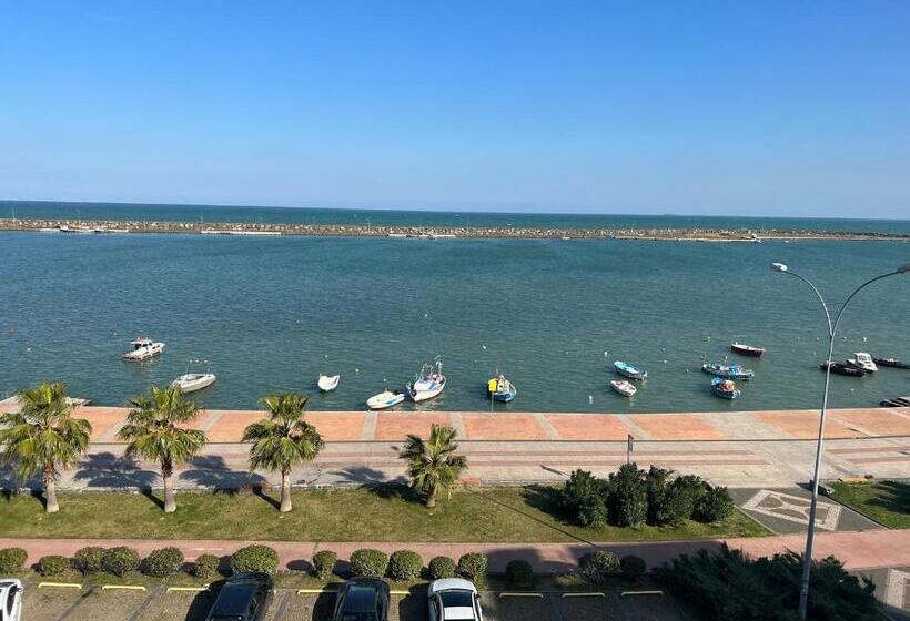 اتاق استاندارد با چشم‌انداز دریا, çepnis