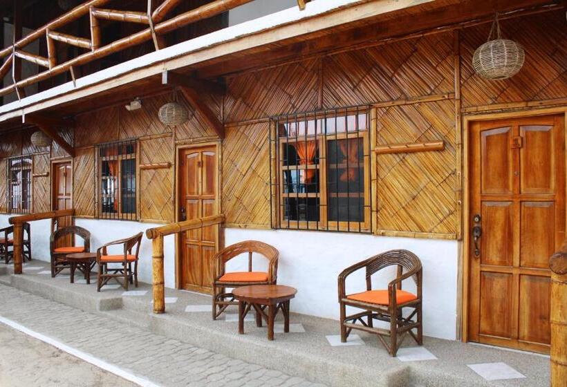 غرفة عائلية, Hanga Roa