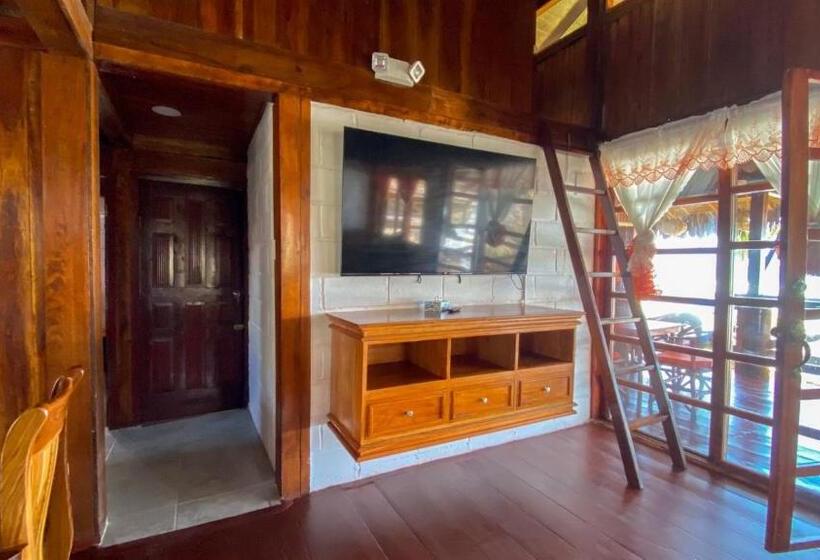 شقة غرفتين, Hanga Roa