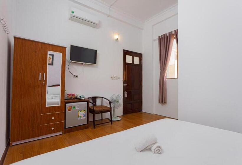 اتاق لوکس, Kly