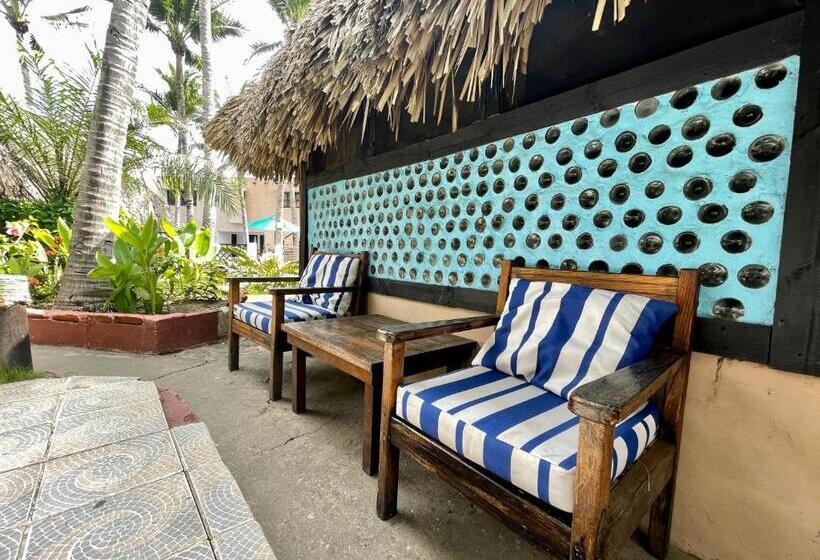 بانگلوی استاندارد, Johnnys Place