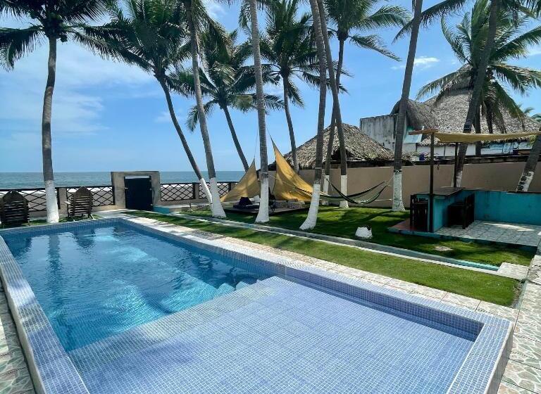 کلبه ییلاقی, Johnnys Place