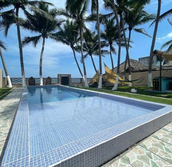 کلبه ییلاقی, Johnnys Place