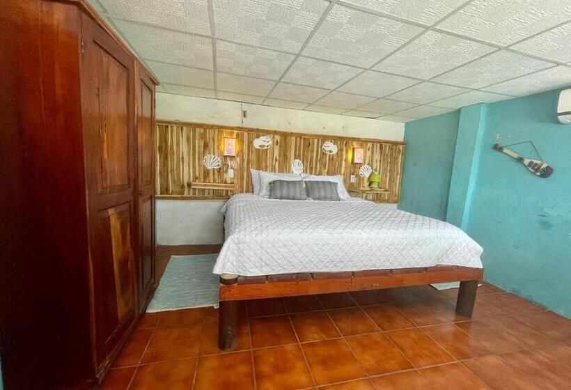 کلبه ییلاقی, Johnnys Place