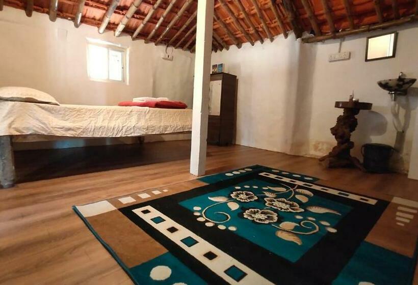 חדר סטנדרט נוף לגינה, Stoneage Resort Sakleshpur