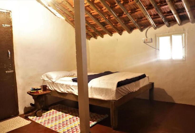 חדר סטנדרט נוף לגינה, Stoneage Resort Sakleshpur