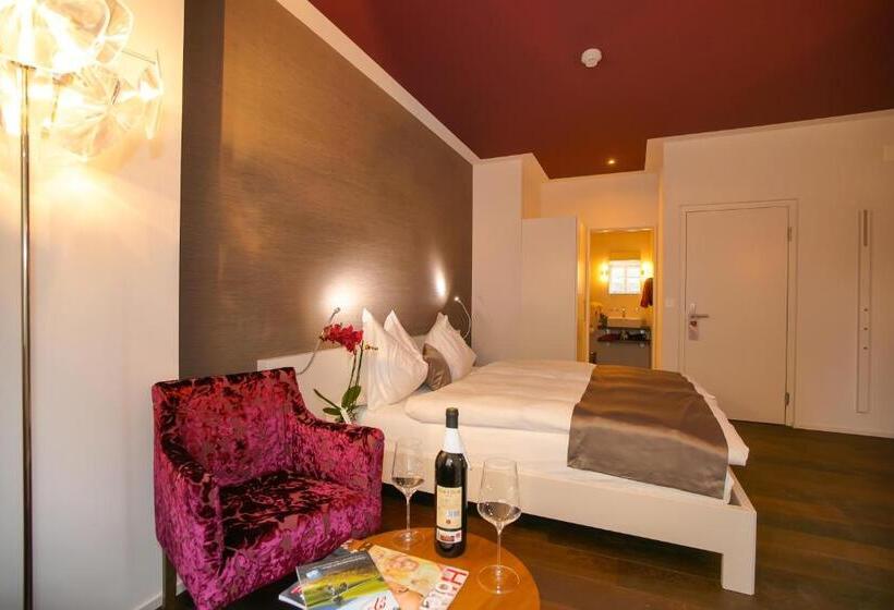 غرفة قياسية مزوَّدة بشُرفة, Boutique Hotel   Restaurant Orchidee