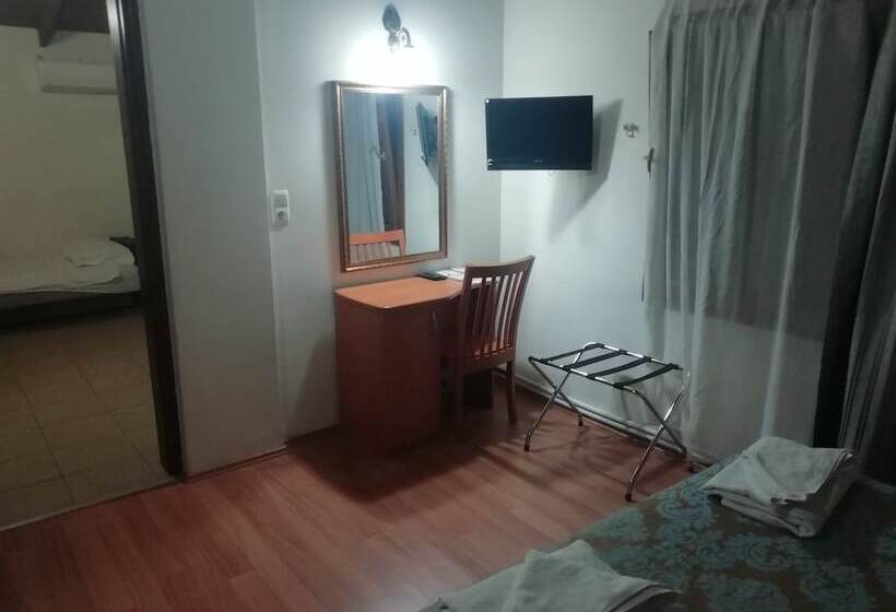 Семейный Номер, Ave Maria