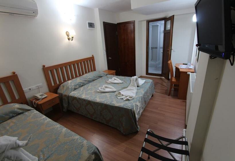 Номер Стандарт Трехместный, Ave Maria