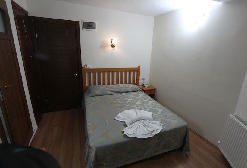 Номер Стандарт Индивидуальный, Ave Maria