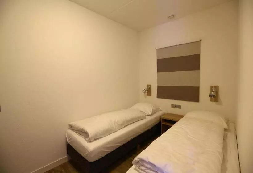 デラックスの４人部屋, Erve Hulsbeek