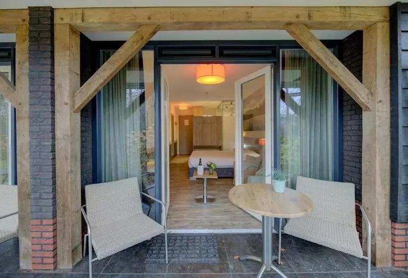 デラックスの４人部屋, Erve Hulsbeek