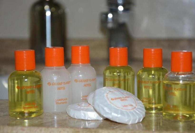 اتاق استاندارد سه نفره, Grand Karot