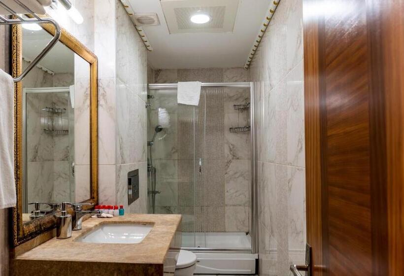 سوئیت 2 خوابه, Grand Karot