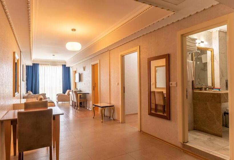 سوئیت 2 خوابه, Grand Karot