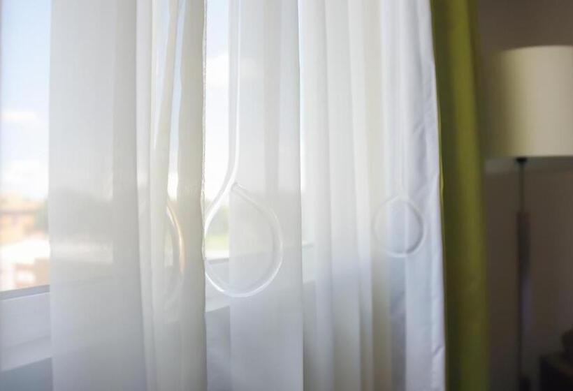 标准间, Holiday Inn Express And Suites Celaya, An Ihg