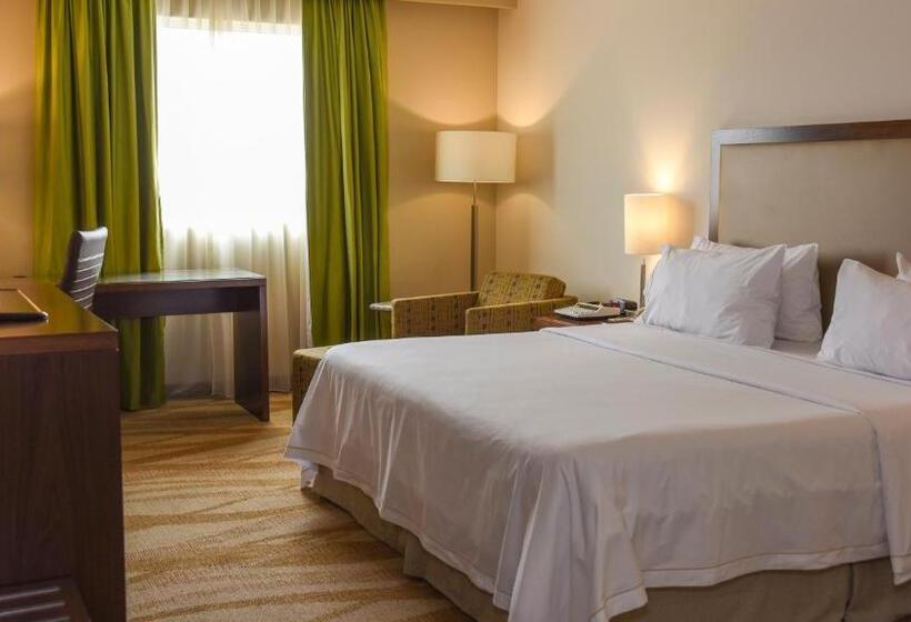 带大床的标准间, Holiday Inn Express And Suites Celaya, An Ihg