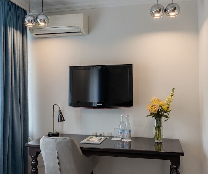 Chambre Affaires, Jardin Park