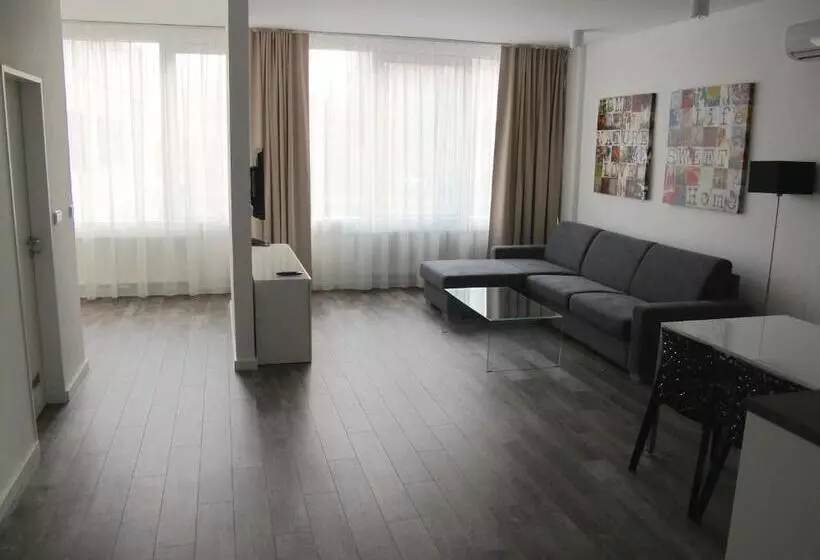 Appartamento 1 Camera da Letto, Kapitol