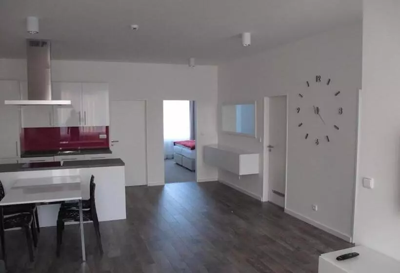 Appartamento 1 Camera da Letto, Kapitol