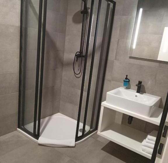 １ベッドルームアパートメント, Kapitol