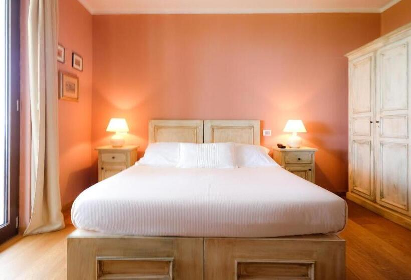 חדר סופריור עם טרסה, La Trigola