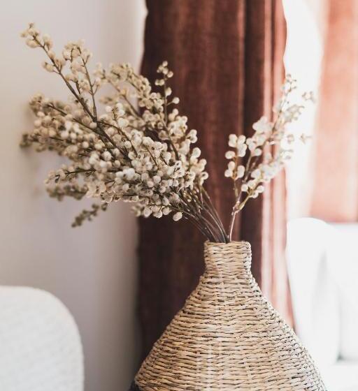 جناح عائلي, Les Lodges Sainte Victoire Hotel & Spa