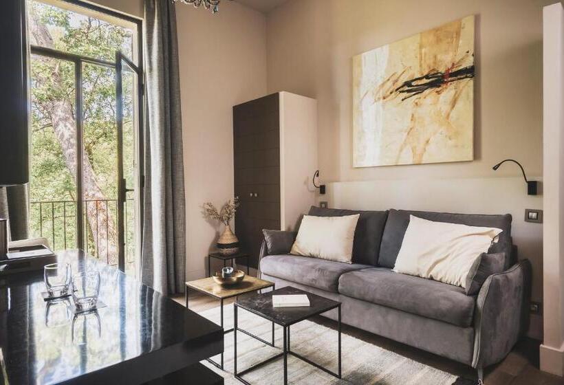 جناح برستيج, Les Lodges Sainte Victoire Hotel & Spa