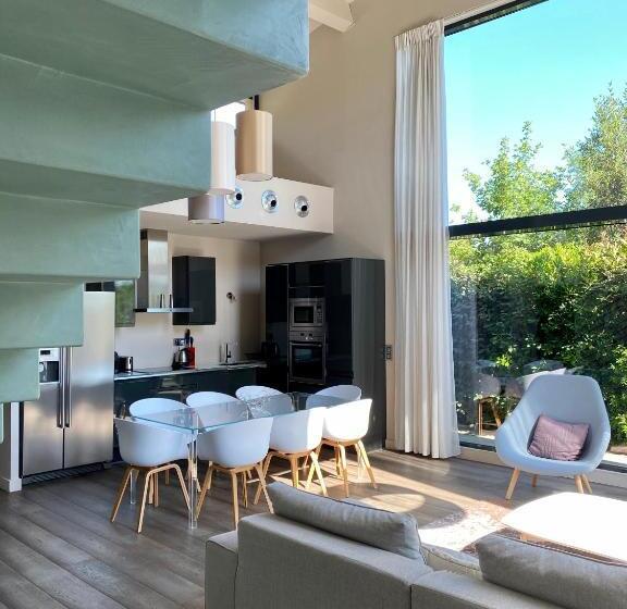 فيلا 3 غرف نوم مزودة بحمام سباحة, Les Lodges Sainte Victoire Hotel & Spa