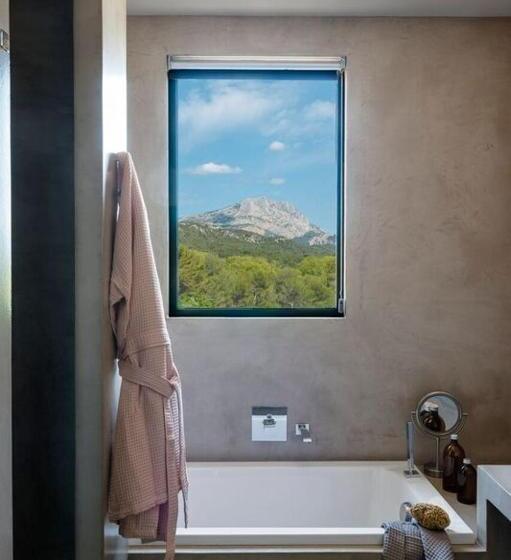 جناح, Les Lodges Sainte Victoire Hotel & Spa