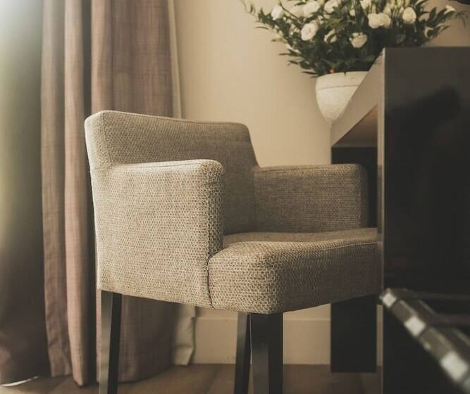 غرفة تنفيذية, Les Lodges Sainte Victoire Hotel & Spa