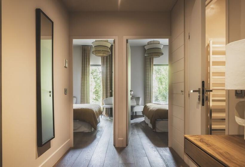 جناح عائلي, Les Lodges Sainte Victoire Hotel & Spa