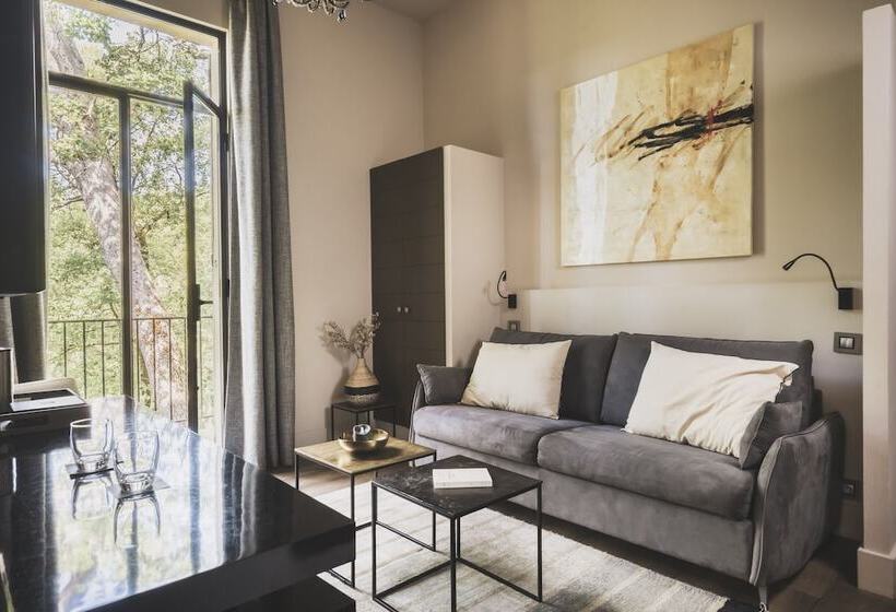 Люкс, Les Lodges Sainte Victoire Hotel & Spa
