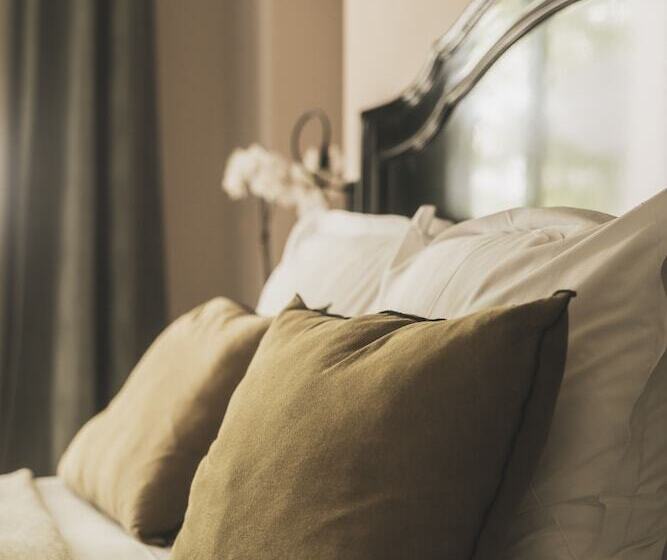 جناح, Les Lodges Sainte Victoire Hotel & Spa