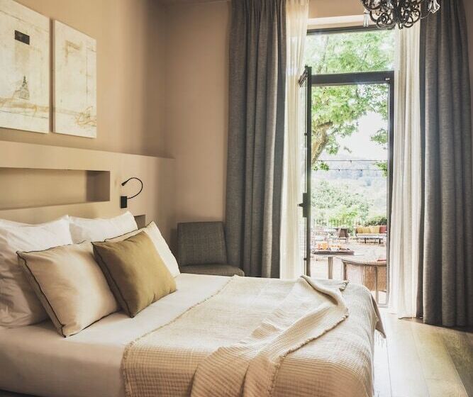 اتاق اجرایی, Les Lodges Sainte Victoire Hotel & Spa
